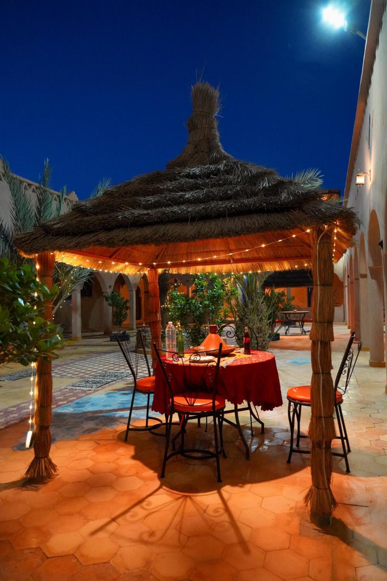 Auberge Les Roches Merzouga Eksteriør bilde