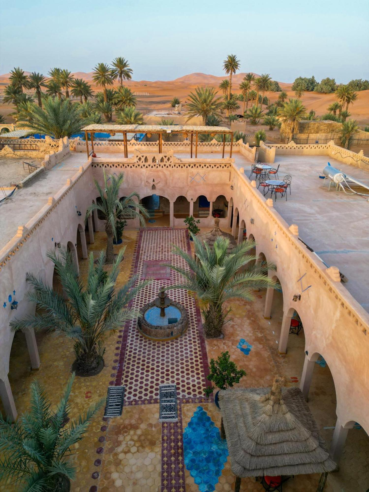 Auberge Les Roches Merzouga Eksteriør bilde